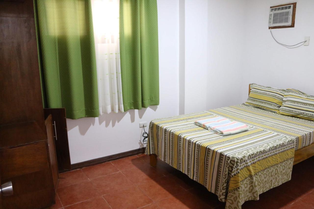Badladz Staycation Condos Puerto Galera Eksteriør bilde